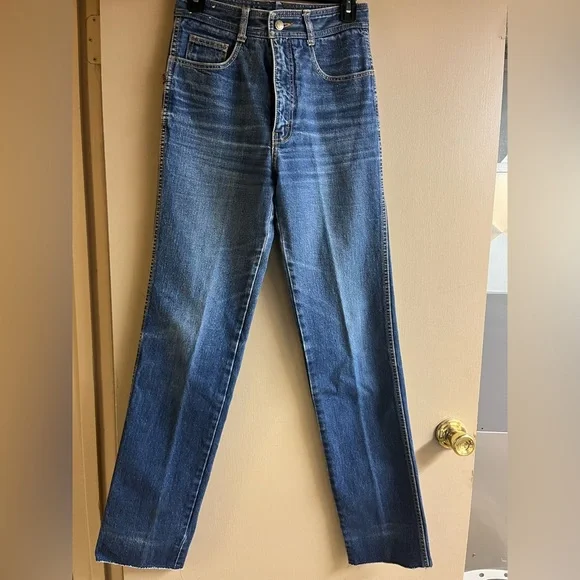 Jordache Women's vintage Straight Leg Jeans - Blue - Picture 2 of 9